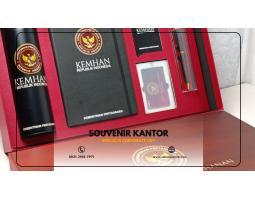 Souvenir Kantor Untuk Branding Perusahaan Agar Merek Makin Melekat - Banjarmasin 