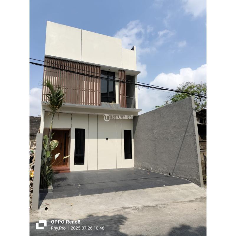 Jual Rumah Modern 2 Lantai Tipe 115 Baru dekat Stadion Maguwoharjo - Sleman