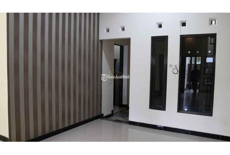 Dijual Rumah 2 Lantai Dekat Jalan Jogja-Solo, Kalasan Tipe 138 3KT 2KM SHM - Sleman