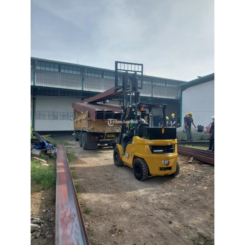 Jasa Sewa Forklift 24 Jam Cisirung - Bandung