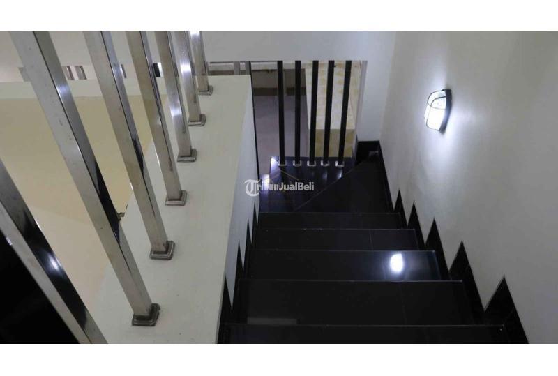 Dijual Rumah Second, Lt. 121m2, Lb. 138m2, Shm, 2 Lantai, Jl. Green Hills Ambarukmo, Di Kalasan, Sleman - Yogyakarta