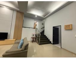 Jual Rumah Mewah Tipe 400 Bekas di Sentul City Full Furnish Kolam Renang SHM - Bogor