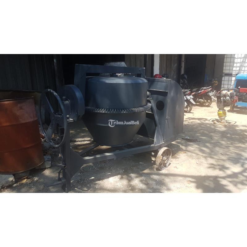 Mesin Molen Beton Tiga Berlian Kondisi Mulus Bendungan Hilir  - Jakarta Pusat