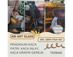 Pengrajin Kaca Patri Grafir Inlay Gereja - Sarmi Papua