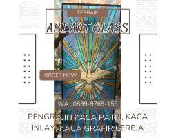 Pengrajin Kaca Patri Grafir Inlay Gereja - Supiori Papua