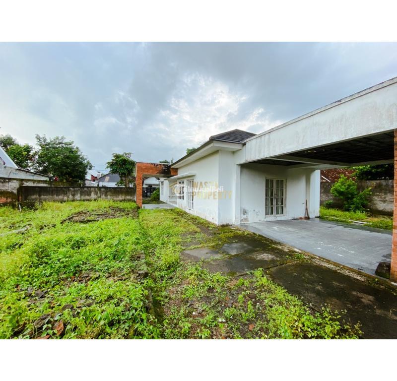 Jual Tanah Bonus Rumah Luas 701 m2 Di Sinduadi Mlati, Dalam Ringroad Jogja - Sleman