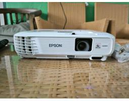 Sewa Proyektor Murah Berkualitas  Epson Terbaik - Pekanbaru