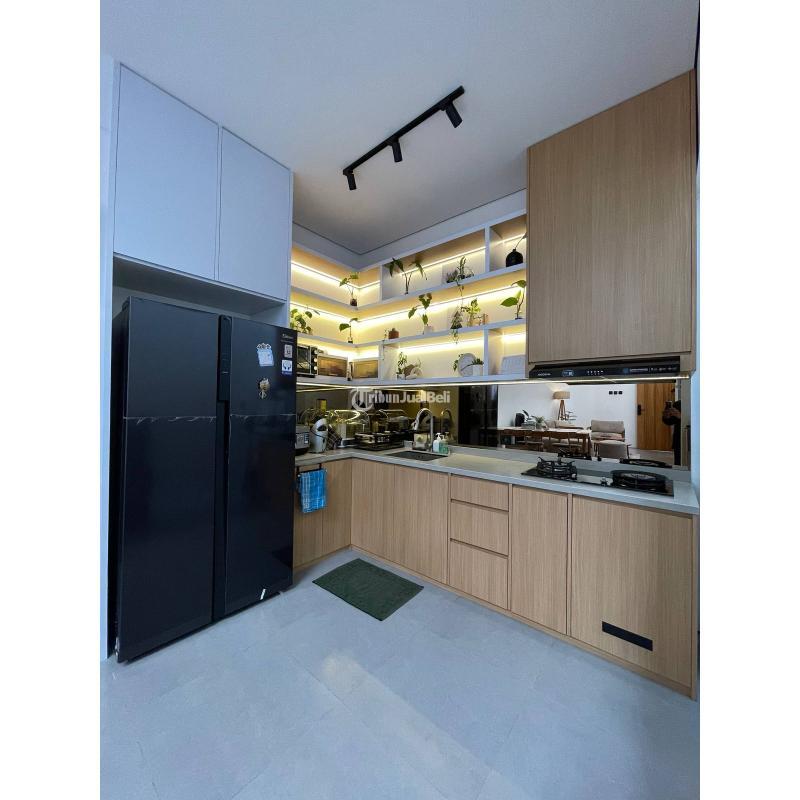 Jual Rumah Mewah Tipe 180 Semi Furnish dekat Pemda Sleman SCH Mall - Sleman