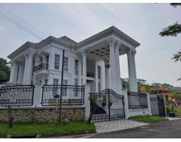 Jual Rumah Mewah 3 Lantai Tipe 650 Bekas di Sentul City, Kolam Renang  Lift - Bogor
