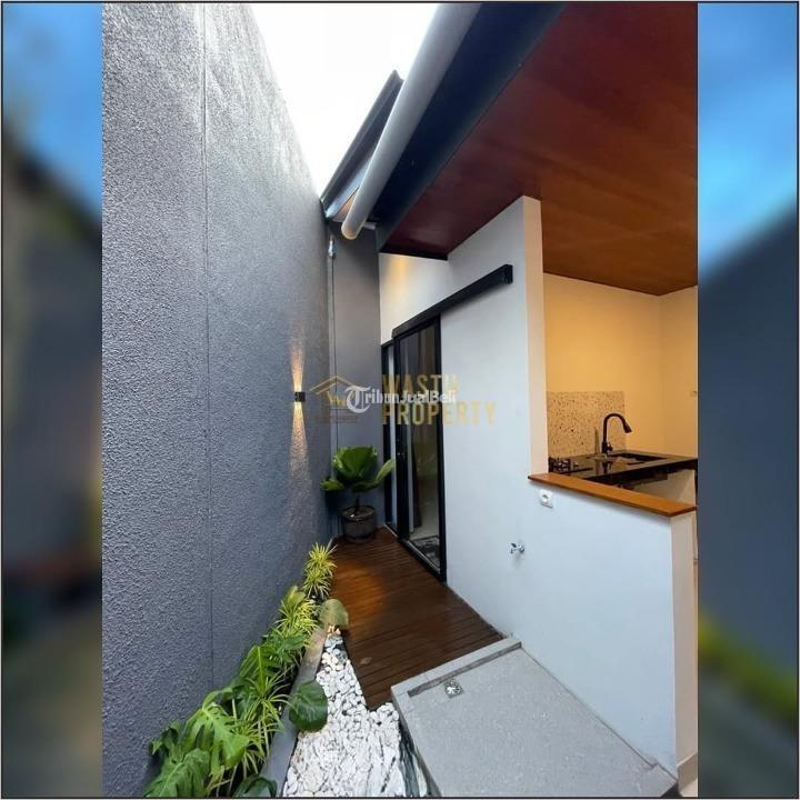 Dijual Rumah Minimalis Siap Huni 2 Lantai 3KT 2KM SHM Lokasi Strategis Dekat Kampus Terpadu UII - Sleman