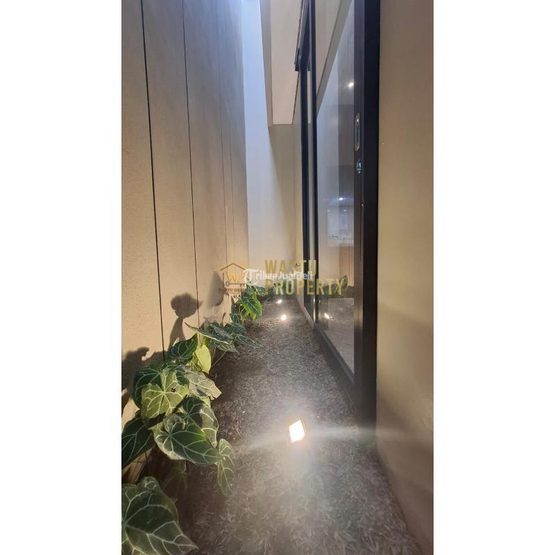 Dijual Rumah Desain Elegan di Timur Jogja Siap Huni Bebas Renovasi - Sleman