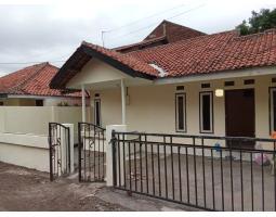 Dijual Rumah Tipe 80 SHM 2KT 1KM Rancabentang Cimahi Jalan Kebon Kopi - Cimahi