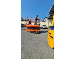 Distributor Electric Scissor Lift - Bulukumba