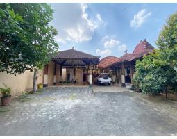Dijual Homestay Strategis 7 Kamar Dengan Halaman Luas Di Pleret - Bantul