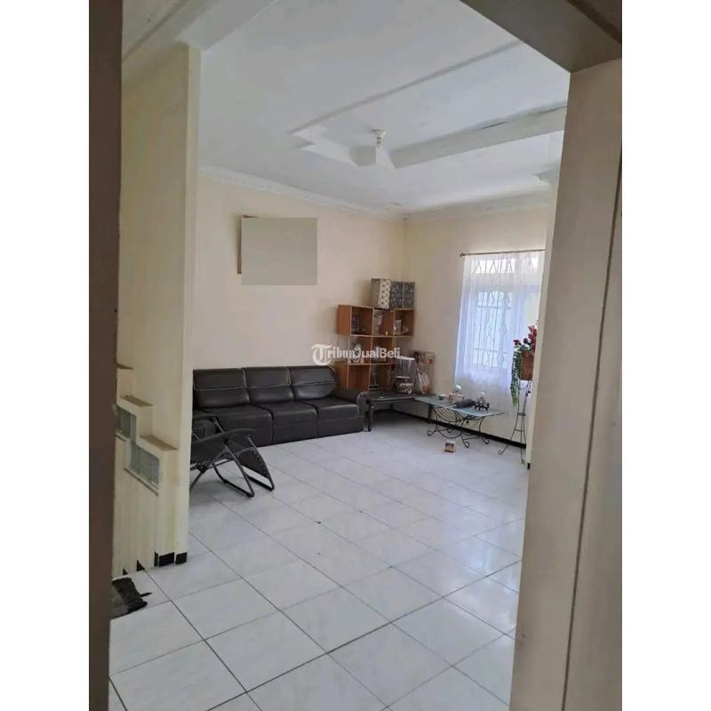 Dijual Rumah 2 Lantai SHM Kawasan Kebak Arum Surabaya Strategis - Surabaya