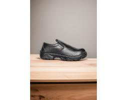 Safety Shoes Kualitas Terbaik - Bontang