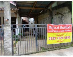 Dijual Rumah Pinggir Jalan Air Lancar Murah Cocok Buat Usaha Tipe 250 5KT 3KM - Semarang 