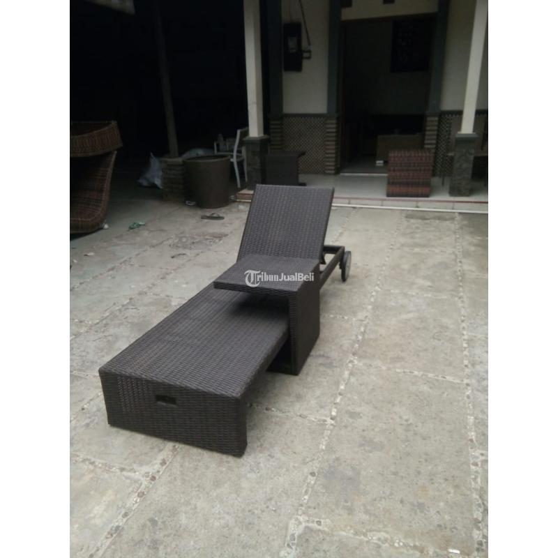 Kursi Kolam Rotan Sintetis - Jakarat Selatan 