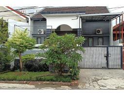 Jual Rumah Bekas Rapi Siap Huni Tipe 150 di Perumahan Permata Harapan Baru - Bekasi