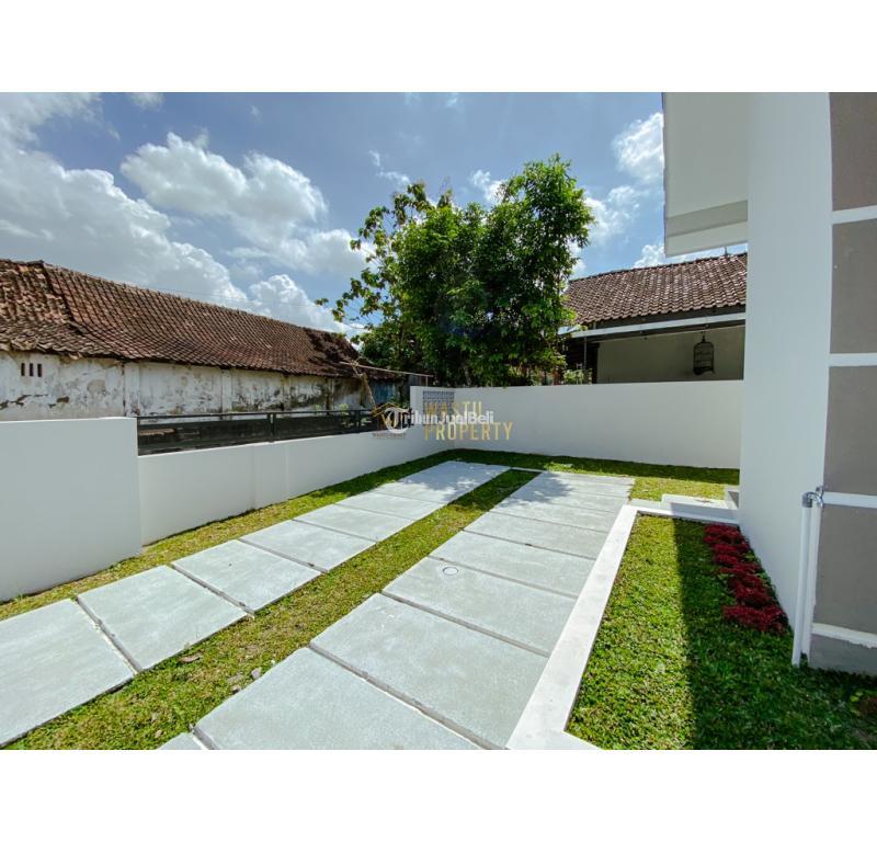 Dijual Rumah Eksklusif Lokasi Premium Hanya 10 Menit Ke Sekolah dan Rumah Sakit - Sleman