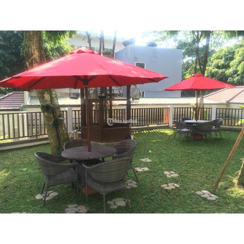Set Meja Payung Taman Cafe Outdoor - Karawang