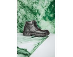 Agen Safety Shoes - Madiun