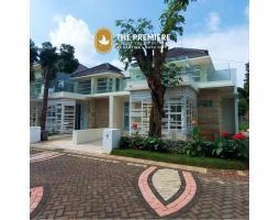 Dijual Villa Dekat Jatim Park 2 di Kota Batu, The Premiere at Sartika Tipe 117 - Batu 