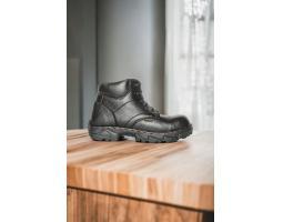Sentra Produksi Safety Shoes - Cilacap