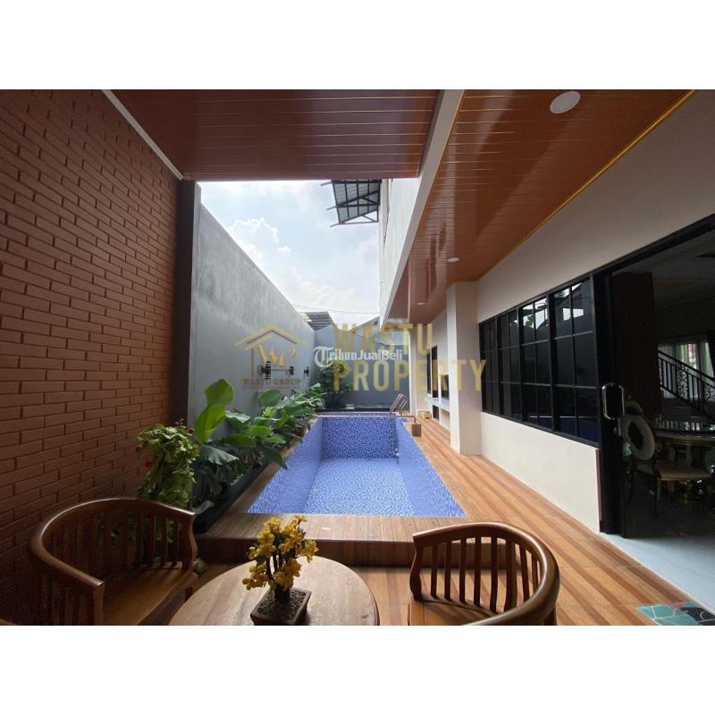 Dijual Rumah Elegan 2 Lantai Plus Kolam Renang di Maguwoharjo - Sleman