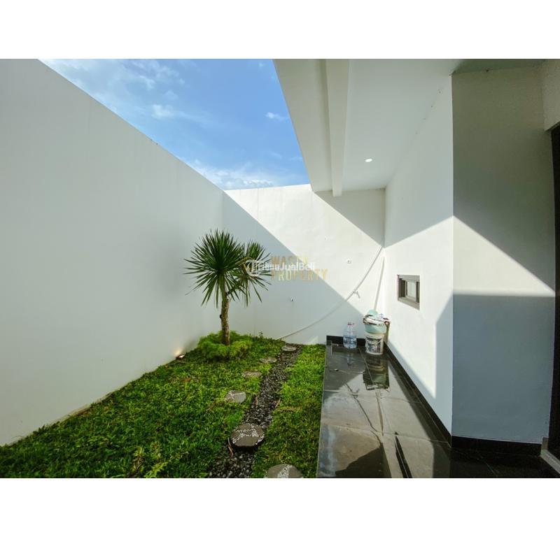 Dijual Rumah Gaya Klasik Posisi Hook Tipe 100 3KT 2KM - Sleman