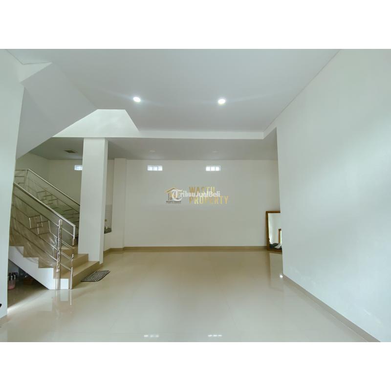 Dijual Rumah 2 Lantai, Lt. 120m2, Lb. 200m2, Shm, Dekat Al Azhar Cairo Budi Mulia 2, Sleman - Yogyakarta