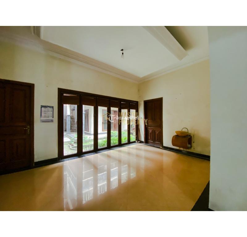 Dijual Rumah Besar, Lt. 914m2, Lb. 850m2, Shm, Tanah Luas, Dekat Akademi Angkatan Udara Di Kalasan, Sleman - Yogyakarta