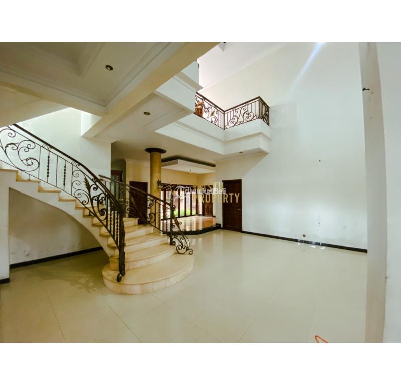 Dijual Rumah Besar, Lt. 914m2, Lb. 850m2, Shm, Tanah Luas, Dekat Akademi Angkatan Udara Di Kalasan, Sleman - Yogyakarta