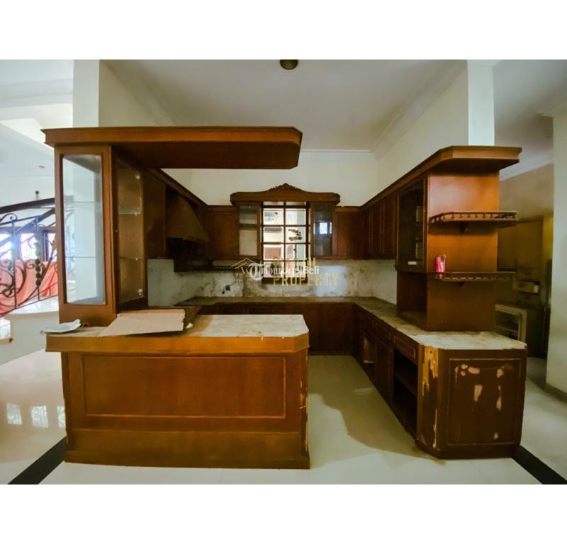 Dijual Rumah Besar, Lt. 914m2, Lb. 850m2, Shm, Tanah Luas, Dekat Akademi Angkatan Udara Di Kalasan, Sleman - Yogyakarta