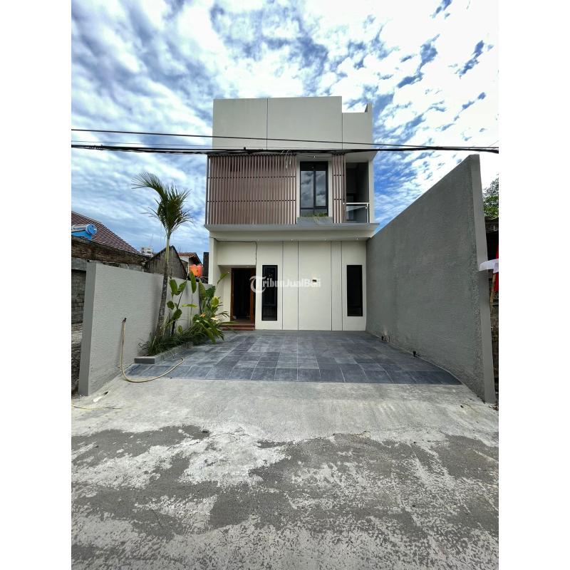 Dijual Rumah Modern Minimalis 2 Lantai, LT. 103m2, LB. 115m2, SHM, dekat Stadion Maguwoharjo, Sleman - Yogyakarta