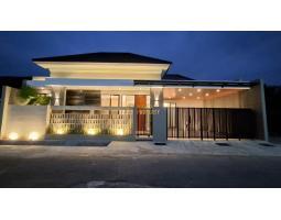 Dijual Rumah Mewah 3KT 2KM SHM  Di Jalan Kaliurang, Dekat Kampus UII  - Sleman