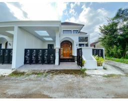 Dijual Rumah Baru Mewah Di Ngaglik Sleman  Lokasi Strategis  Lingkungan Tenang - Sleman
