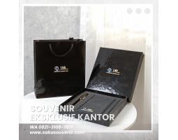 Souvenir Custom Logo Perusahaan yang Berkelas - Balikpapan 