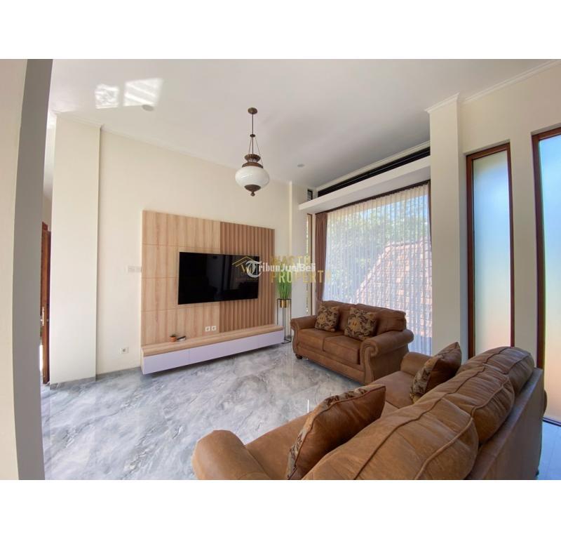 Dijual Villa Mewah Tanah Luas 5KT 4KM SHM Di Balecatur - Sleman