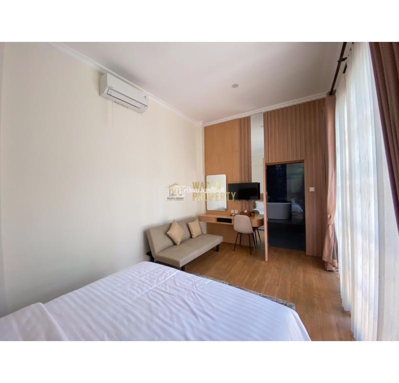 Dijual Villa Mewah Tanah Luas 5KT 4KM SHM Di Balecatur - Sleman