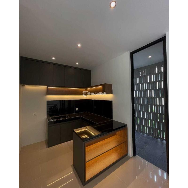 Dijual Rumah 2 Lantai Full Furnished Dekat Al Azhar Yogyakarta Tipe 125 3KT 3KM SHM - Sleman