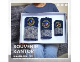 Inspirasi Tren Souvenir Tanpa Plastik untuk Ulang Tahun Perusahaan - Banjar