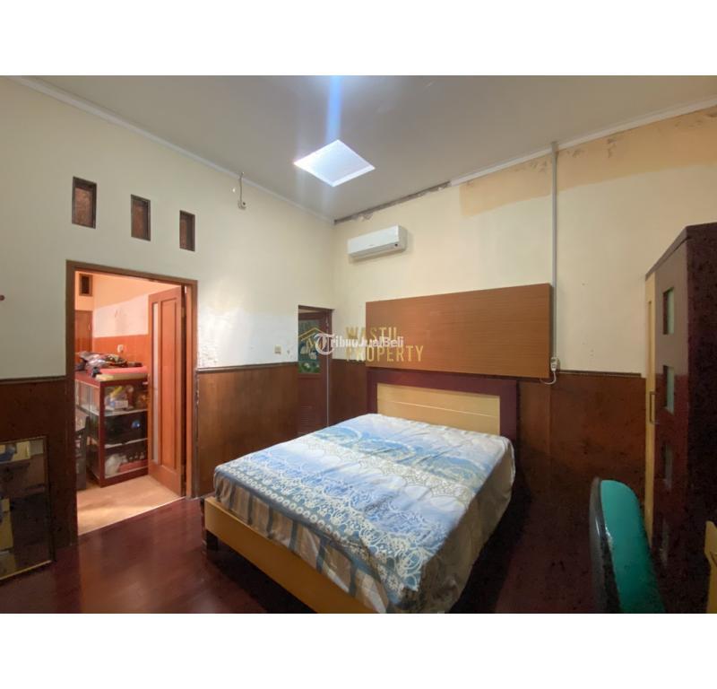 Jual Rumah Mewah 7 Kamar Di Pleret Tanah Luas 887 m2 - Bantul