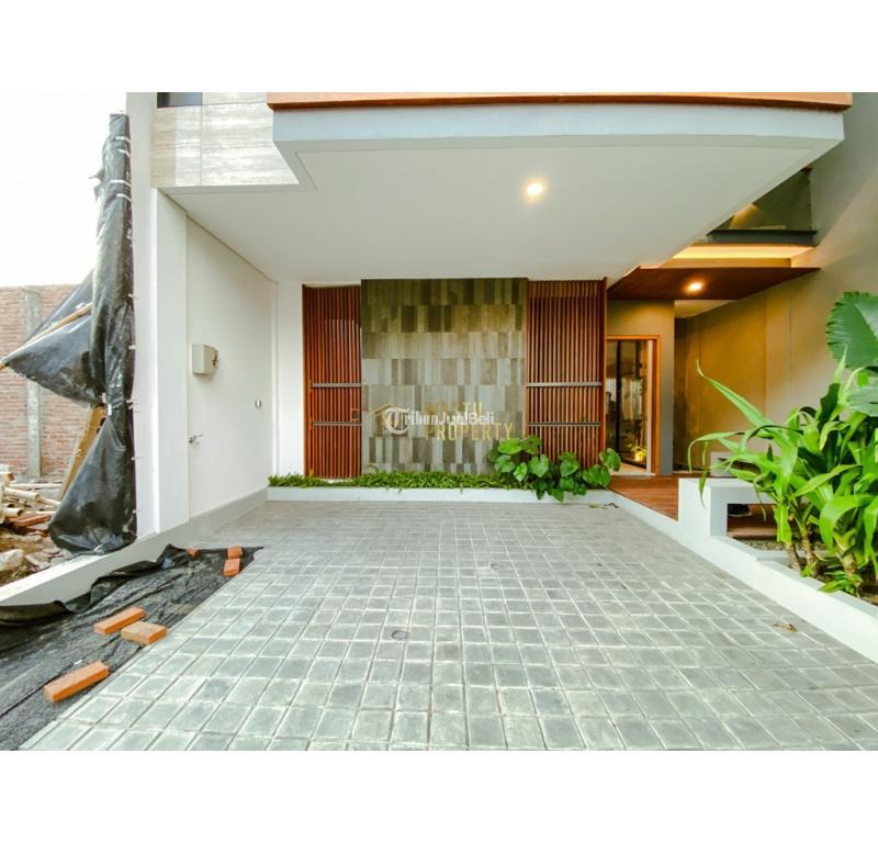 Jual Rumah Mewah Luas 133 m2 Baru Dalam Perumahan Di Maguwoharjo - Sleman