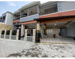 Dijual Rumah Mewah, Lt. 331m2, Lb. 420m2, Shm, View Sawah, Private Pool Di Maguwoharjo, Sleman - Yogyakarta