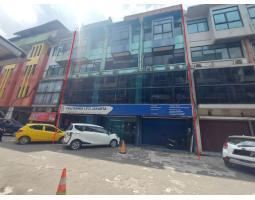 Dijual Ruko 4 Lantai di Kramat Raya, Hanya 12 Menit ke Tol Cempaka Putih - Jakarta Pusat 