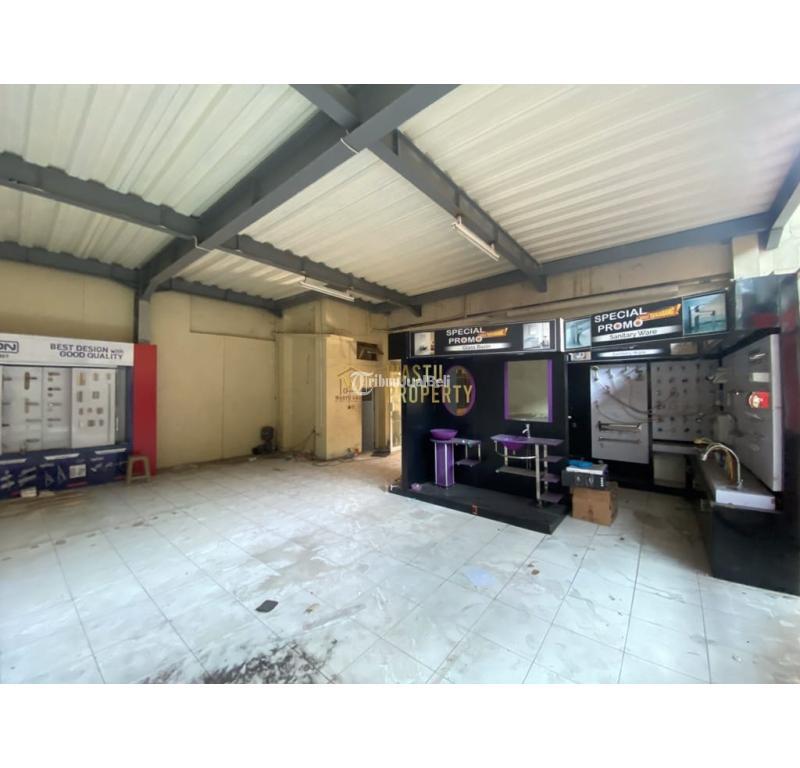 Dijual Toko 2 Lantai, Luas 900m2,Hgb, Lokasi Strategis, 5 Menit Dari Gembira Loka Zoo, Di Gedong Kuning, Sleman - Yogyakarta