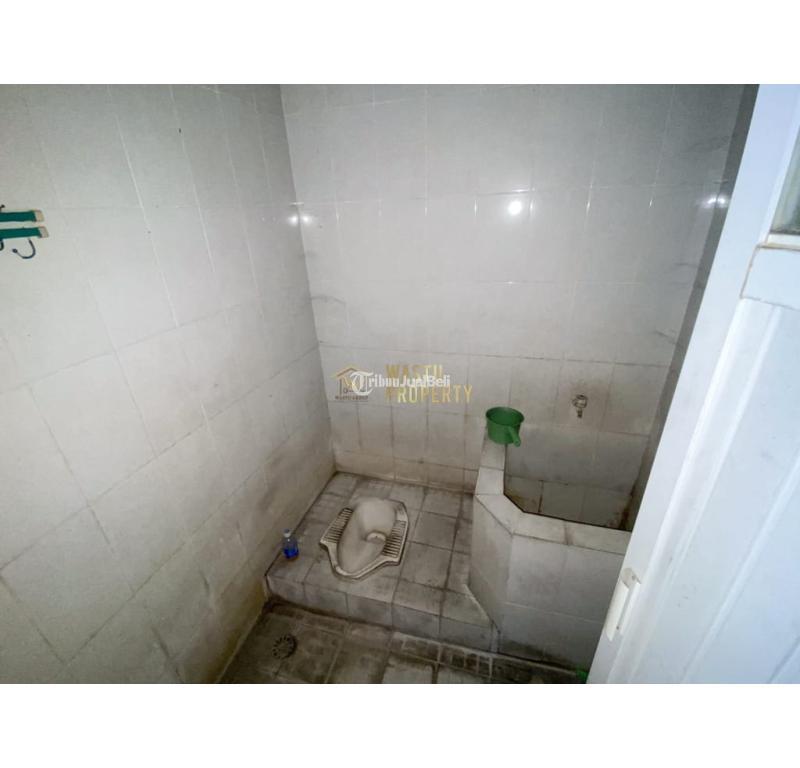 Dijual Toko 2 Lantai, Luas 900m2,Hgb, Lokasi Strategis, 5 Menit Dari Gembira Loka Zoo, Di Gedong Kuning, Sleman - Yogyakarta