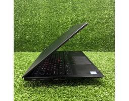 Dijual Laptop Second, Lenovo ThinkPad X1 Carbon, 14 inch, RAM 8GB, SSD 256GB - Makassar