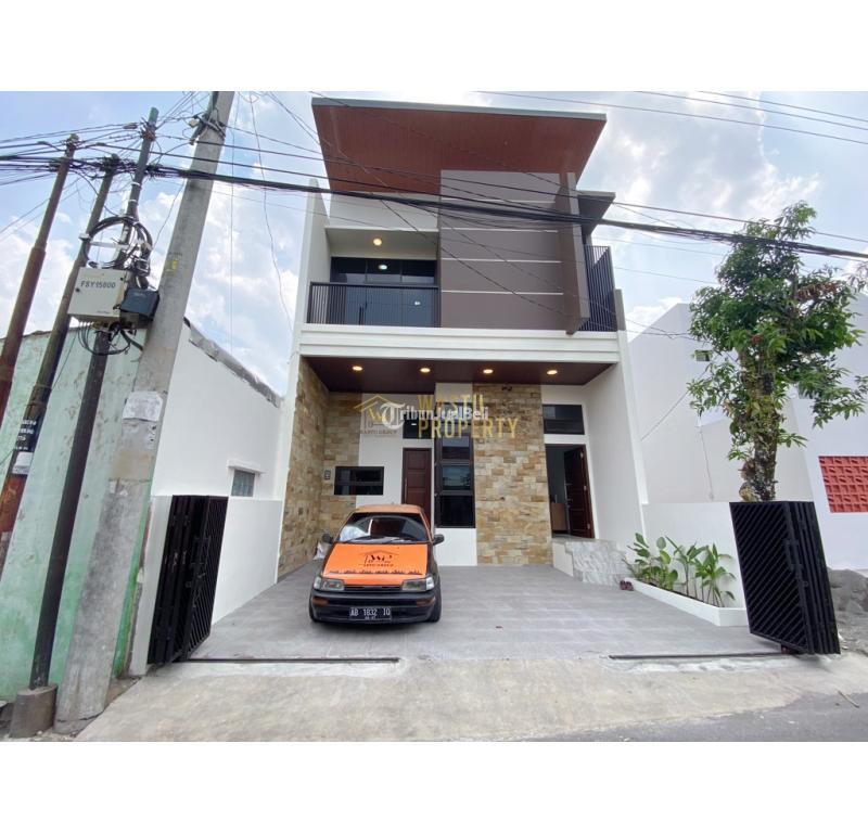 Dijual Rumah 2 Lantai di Condongcatur Tipe 160 4KT 4KM Legalitas SHM - Sleman